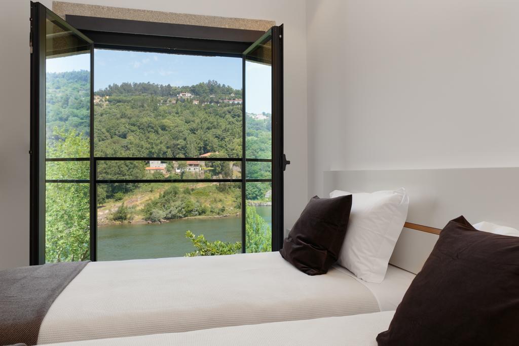 Douro * Castelo de Paiva